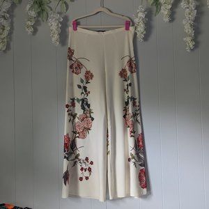 Zara | Floral Wide Legged Pants | XS